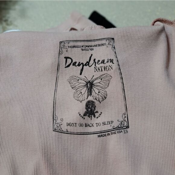 NWT Daydream Nation Long Sleeve - Picture 6 of 7
